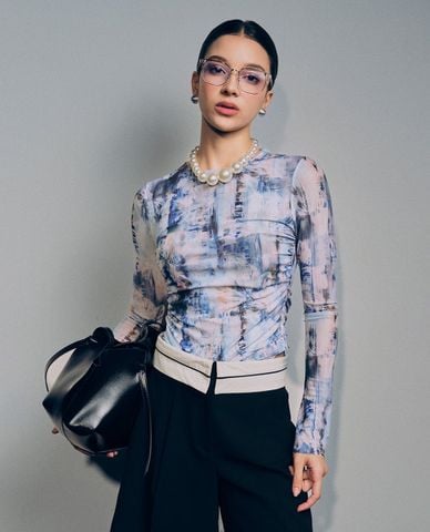  GIGI - Áo kiểu nữ cổ tròn tay dài phom ôm hiện đại 