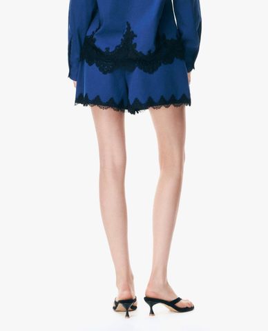  GIGI - Quần short ngắn nữ cạp cao viền ren 