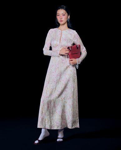 GIGI - Đầm midi cổ tròn tay dài in hoa nữ tính 