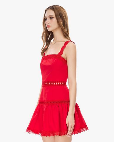  GIGI - Đầm hai dây mini cổ vuông phối ren 