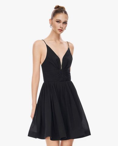  GIGI - Đầm hai dây mini cổ V dáng xòe 