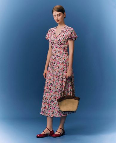  GIGI - Đầm midi phom suông cổ V tay ngắn in hoa thời trang 