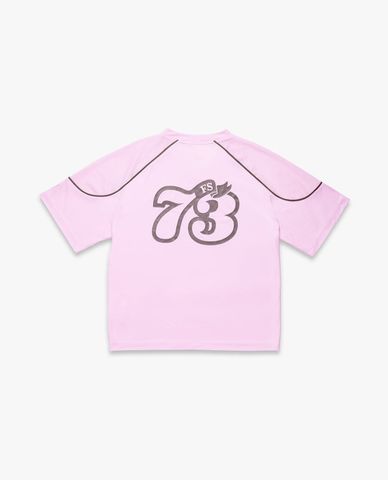  FILA - Áo thun thể thao unisex cổ V tay ngắn Sports x Balletcore 