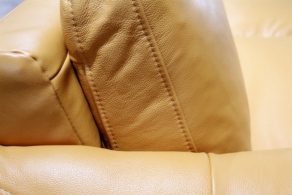 DG906 KUKA - Sofa da thật nhập khẩu