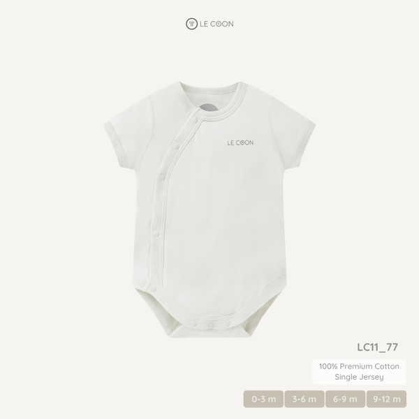 Bodysuit cúc bấm vạt chéo cộc tay - Màu Trắng 