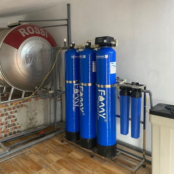 Bộ Lọc Tổng Famy - Model LT031A - Bán Tự Động Sục Rửa Vật Liệu Lọc - Phù Hợp Với Nước Máy