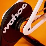  ZWIFT RIDE BIKE cùng KICK CORE 2 