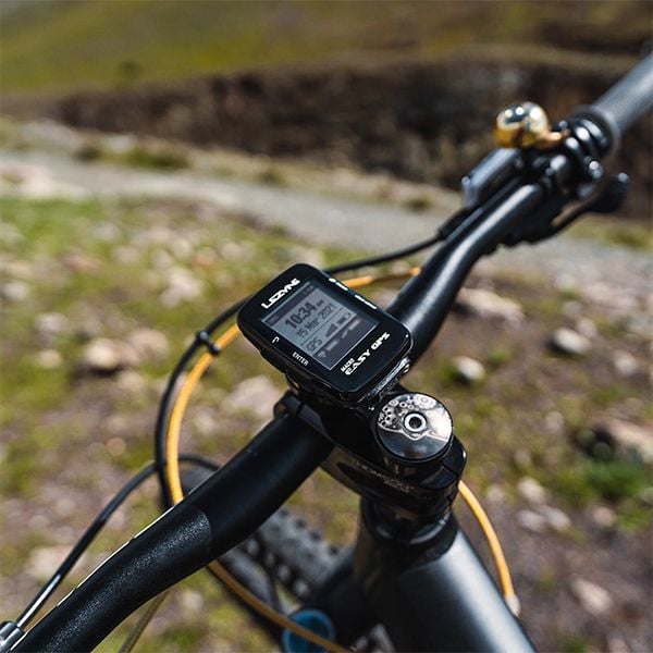 Macro Easy GPS
