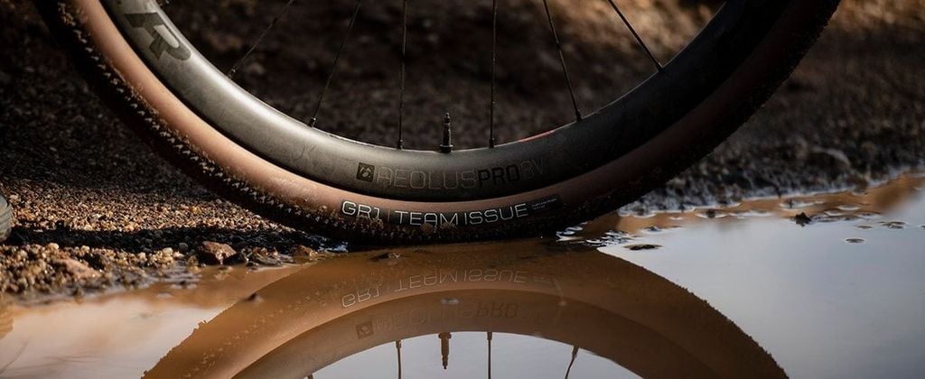 Vỏ Xe Đạp Bontrager GR1 Team Issue