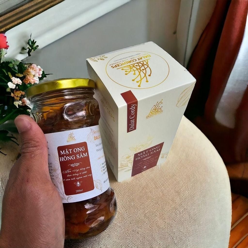 Mật ong ngâm với hồng sâm, Dalat Cordyceps