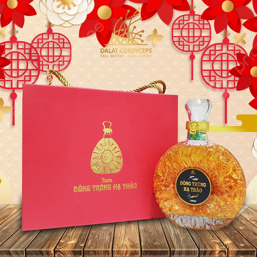 Nấm đông trùng hạ thảo tươi ngâm rượu trong chai thuỷ tinh XO  - Hộp giấy cao cấp