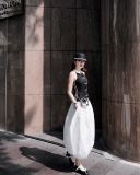  Black Swan Pearl Top ÁO ĐEN CỔ TRẮNG S706A2 