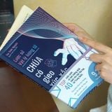  Sách - Lược Sử Vật Lý Lượng Tử - Chúa Có Gieo Xúc Xắc Cho Bạn? 