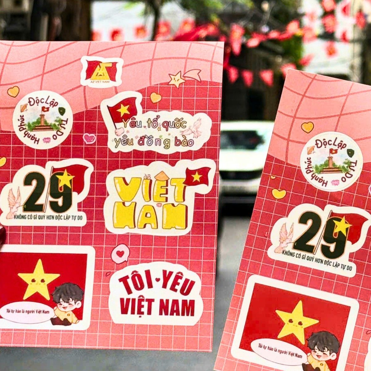  Quà Tặng - Sticker Yêu Nước 
