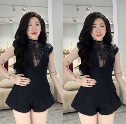 Set Áo Cổ V Phối Ren Và Quần Short (U73)