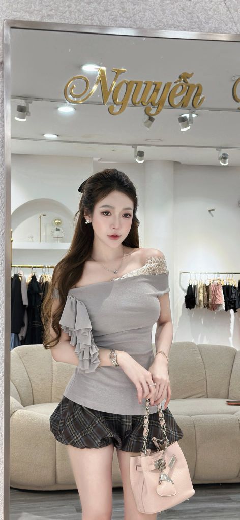 Áo Bẹt Vai Thun Ren Và Quần Bí Sọc (T58)