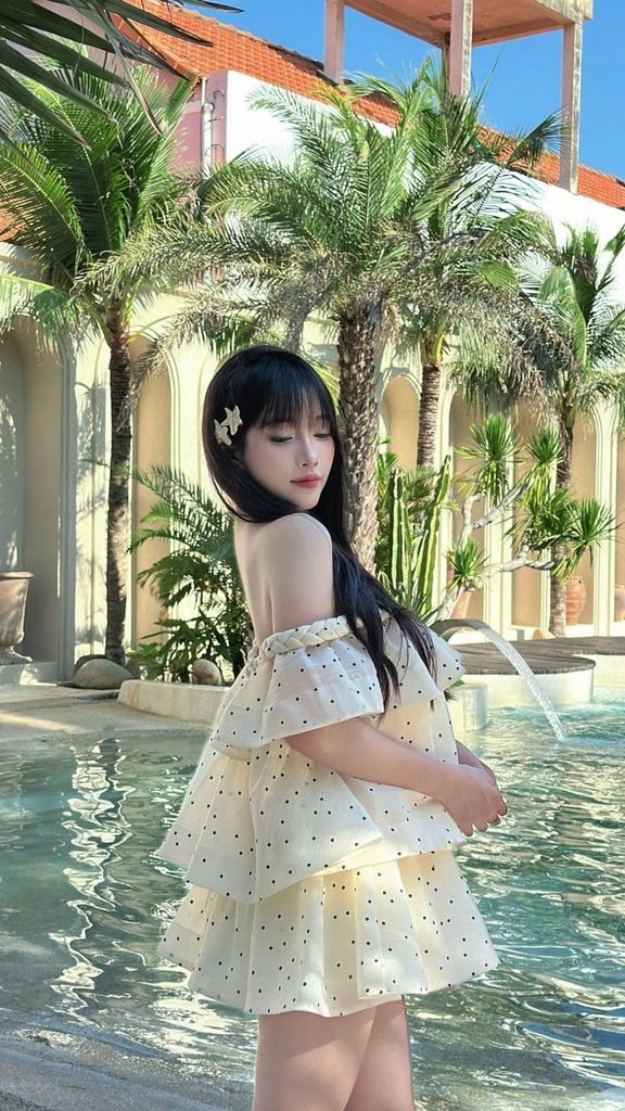 Đầm voan tầng bẹt vai viền bính hoạ tiết chấm bi (G58)