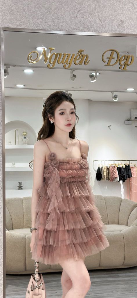 Đầm babydoll hai dây phối hoa hồng (T47)