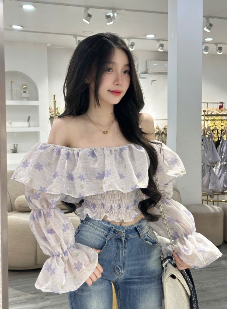 P07_ Áo bẹt vai chấm bi tay bồng vải tơ xốp