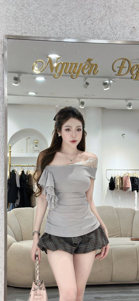 Áo Bẹt Vai Thun Ren Và Quần Bí Sọc (T58)