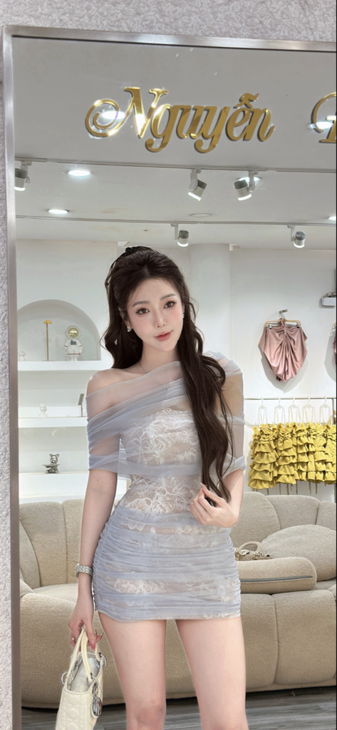 Đầm body ren phối lưới xuyên nhẹ trễ vai sang chảnh (R17)