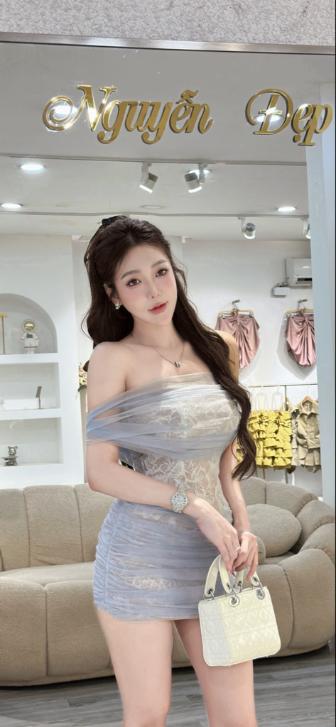 Đầm body ren phối lưới xuyên nhẹ trễ vai sang chảnh (R17)