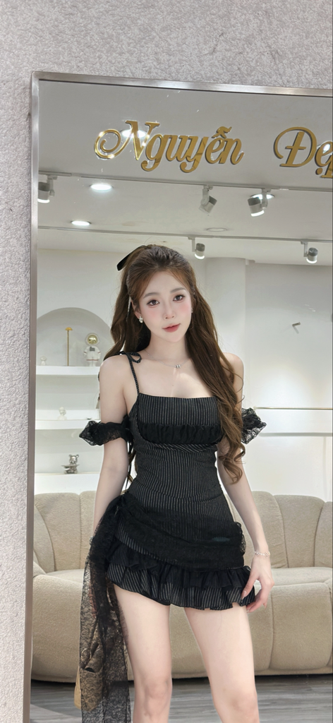 Set áo hai dây phối trễ vai kết hợp cùng chân váy  xếp ly dáng xòe (S03)