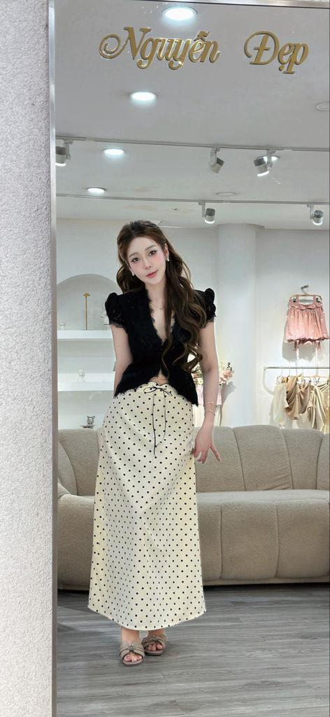 Set áo ren cổ V phối chân váy dài cotton chấm bi (S04)