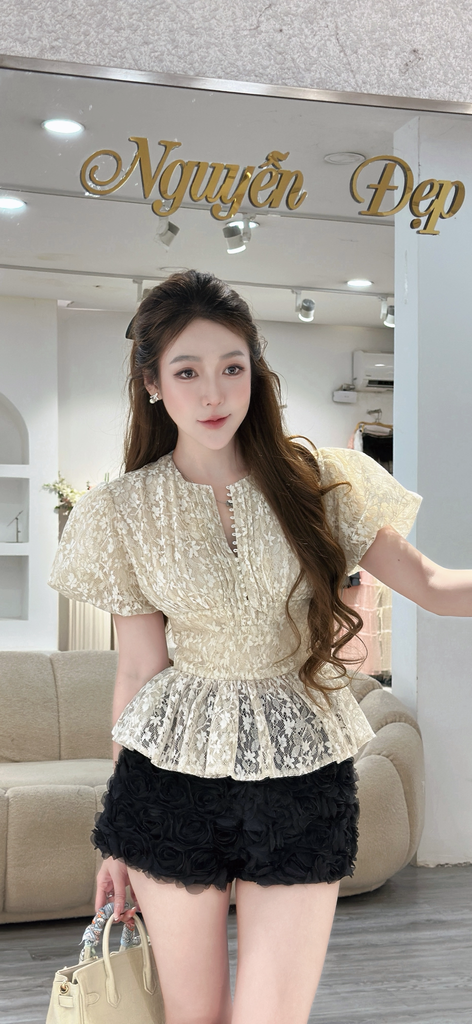 Set áo ren nút ngọc tay bồng phối quần hoa hồng (S58)
