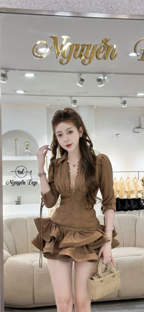 Set áo cổ V phối chân váy bồng (O45)
