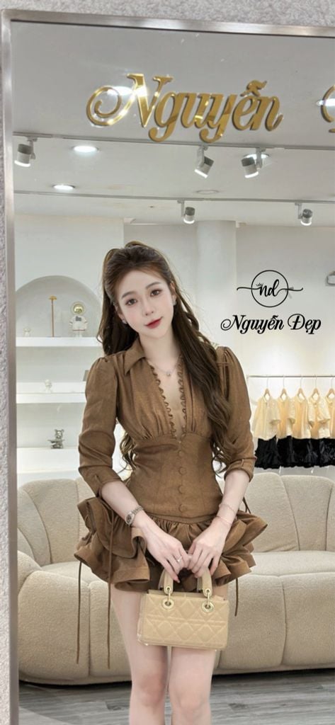 Set áo cổ V phối chân váy bồng (O45)