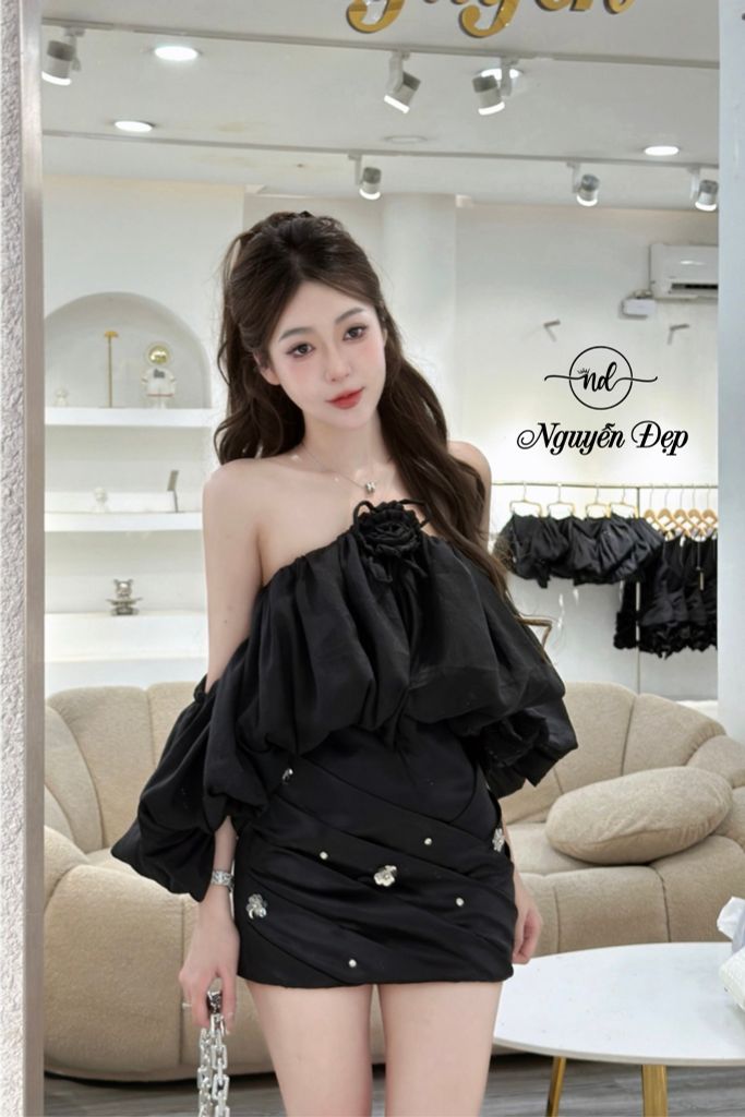 Set Áo Trễ Vai Bèo Hoa Phối Chân Váy Ôm (O56)