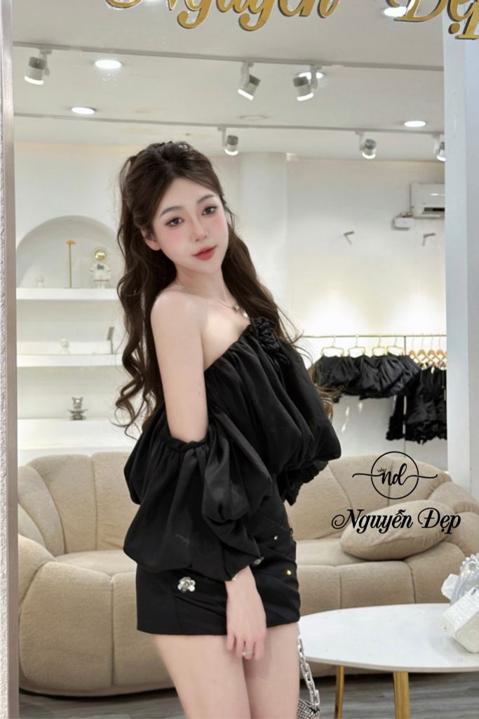 Set Áo Trễ Vai Bèo Hoa Phối Chân Váy Ôm (O56)