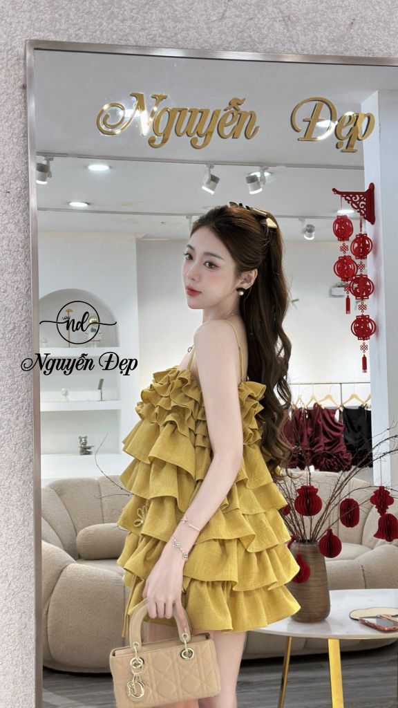Đầm babydoll 2 dây tầng bèo phối quần short (O68)