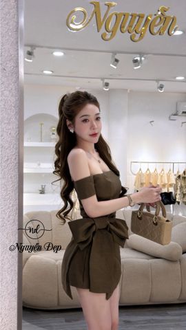 Set áo bẹt vai phối chân váy nơ to (Q42)