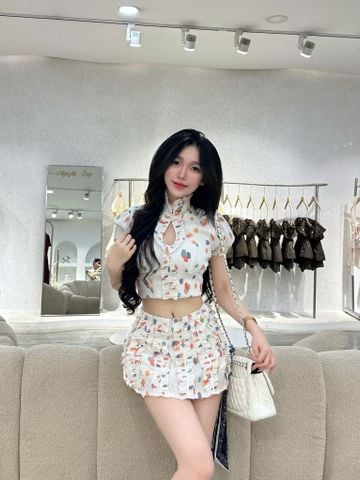 Set áo croptop tay bồng và chân váy phối nơ (R03)