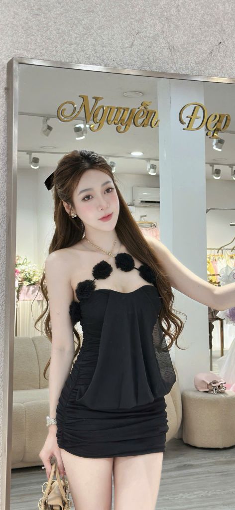 Đầm cúp ngực ôm body phối dây hoa (R43)