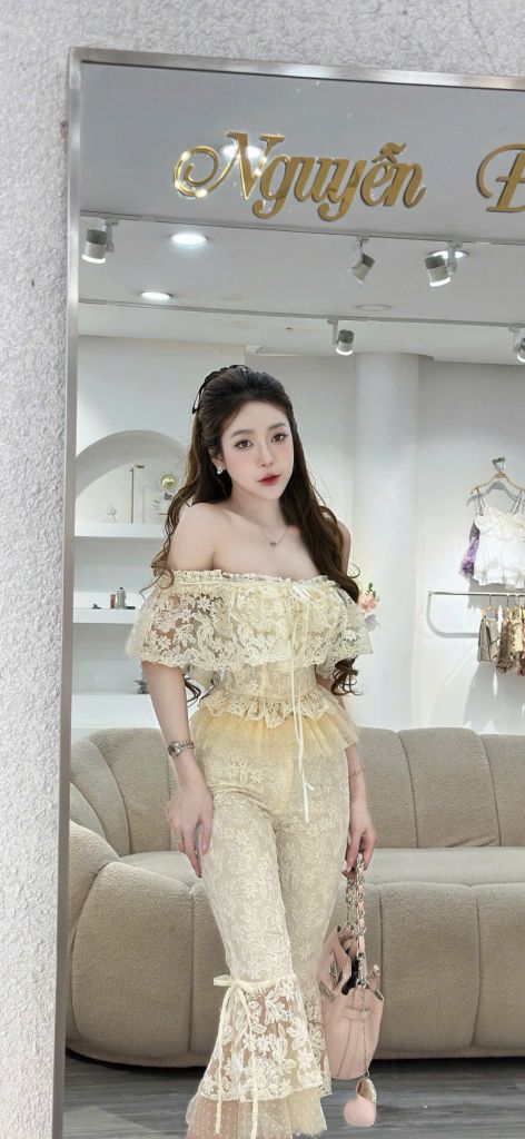 Set áo trễ vai bèo nhún phối quần ống loe (T13)