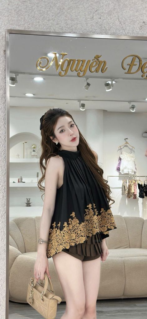 Áo cổ tròn Freesize Ren Hoa Cổ Điển (T25)