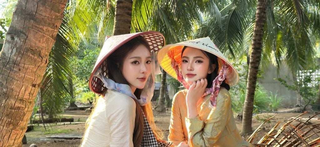 Set Áo Suông Tay Dài Quần Ống Rộng (U74)