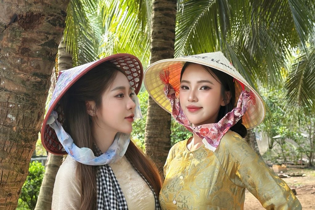 Set Áo Suông Tay Dài Quần Ống Rộng (U74)