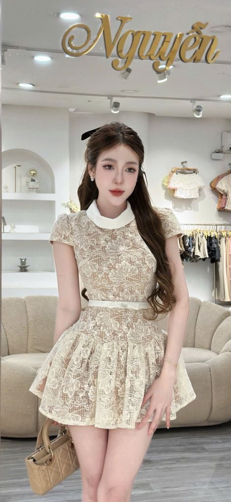 Đầm Ren Hoa Tay Ngắn Dáng Xòe Chiết Eo (U82)