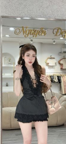 Set Áo Hai Dây Phối Ren Cổ V Và Quần Short (U84)