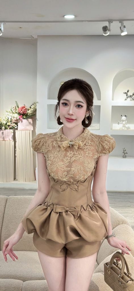 Jum Ren Lưới Thêu Nổi Cổ Lá Sen Quần Bí Phối Nơ (V53)
