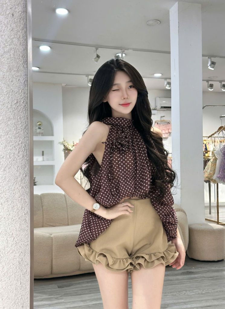 Set áo bí cổ yếm chấm bi phối quần bèo (T09)
