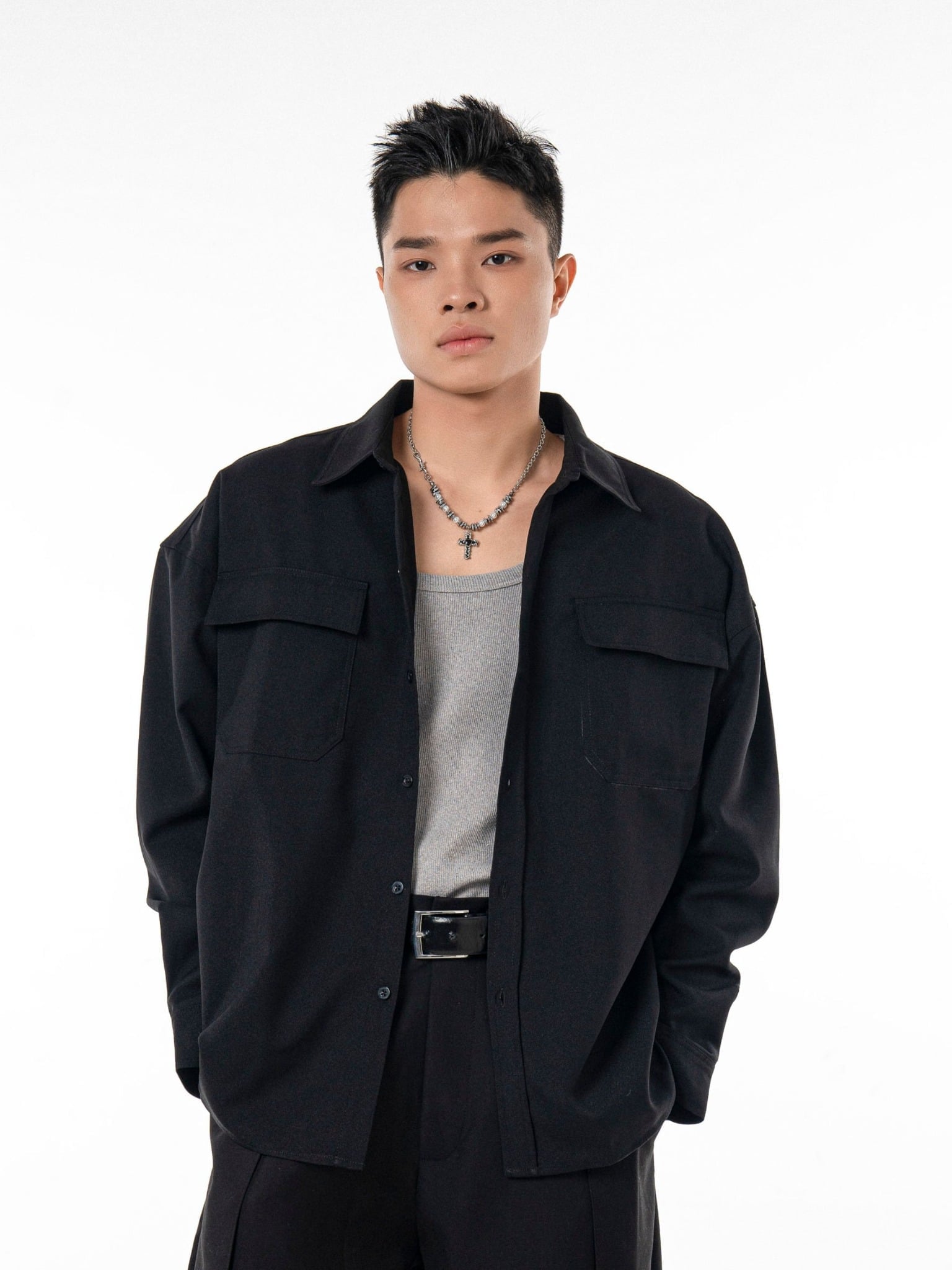  HOWS® ESSENTIAL RELAXED SHIRT / BLACK 