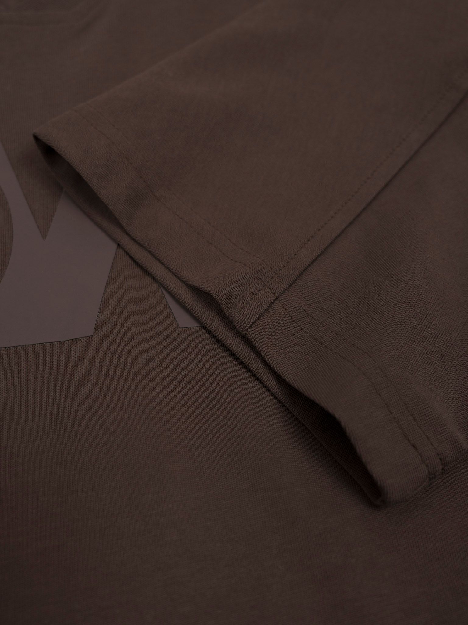 HOWS® RELAXED THE NOISE V-NECK / BROWN 
