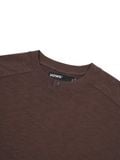  HOWS? THE OUTSIDE TEE / BROWN 