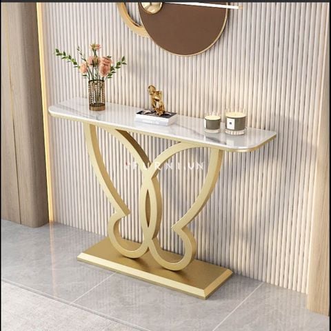 Console Betina