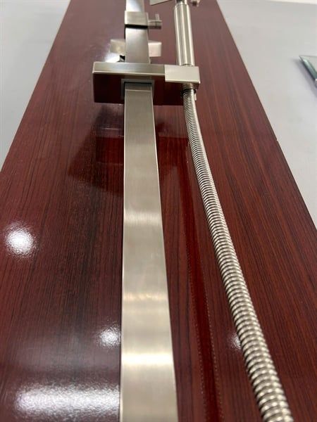 Sen đứng nóng lạnh SUS 304